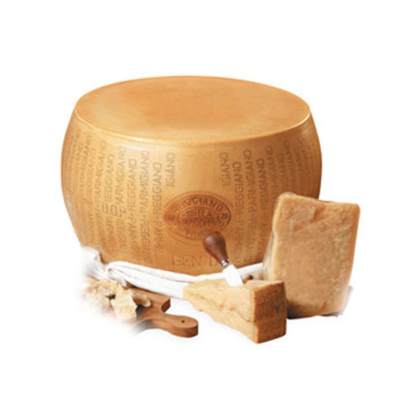 Parmigiano Reggiano eredeti érlelt olasz sajt